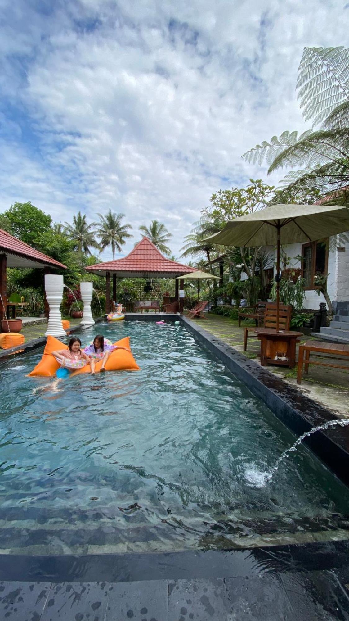 Villa Padi Tjangkringen Dış mekan fotoğraf